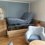 Daire Gaestehaus Am Bahnhof Norddeich (Norden)