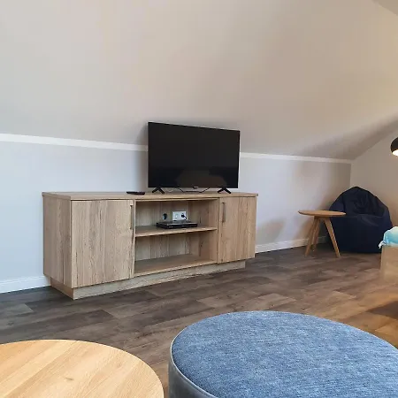Gaestehaus Am Bahnhof Apartment