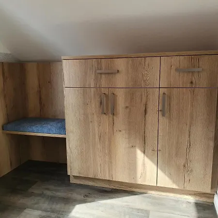 Gaestehaus Am Bahnhof Apartment