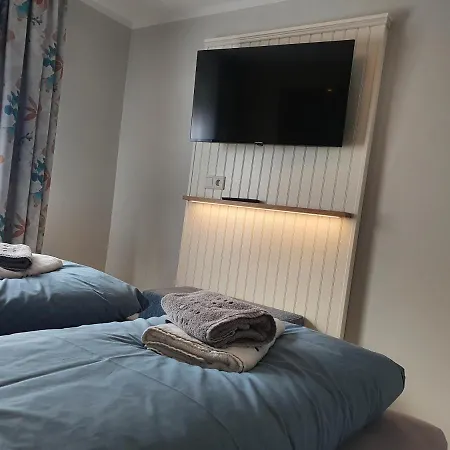 Apartamento Gaestehaus Am Bahnhof