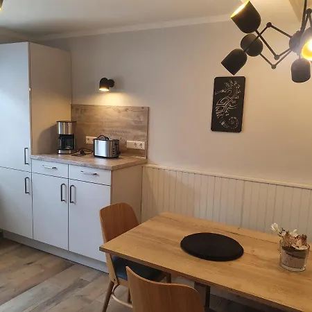 Apartment Gaestehaus Am Bahnhof Norddeich (Norden)