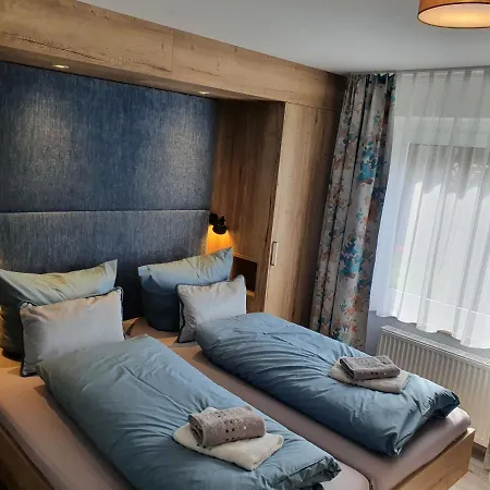 Gaestehaus Am Bahnhof * 诺德代希