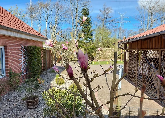Apartment Gaestehaus Am Bahnhof Norddeich (Norden)